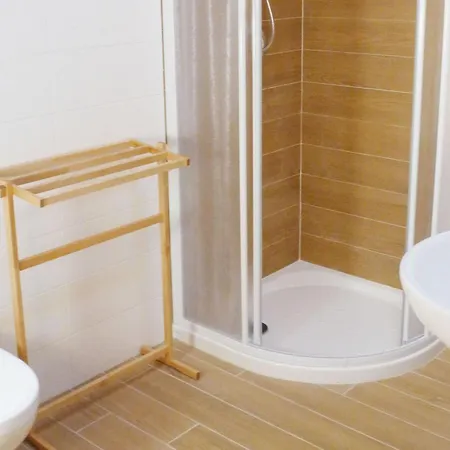 Villa Lunalba 4 *