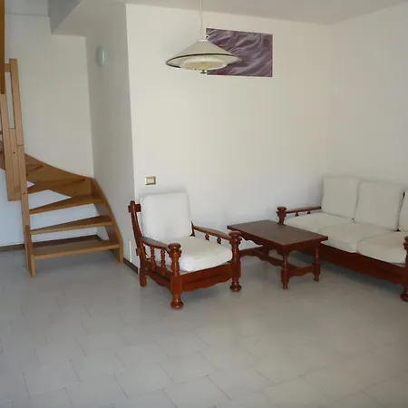 Lunalba 4 Villa