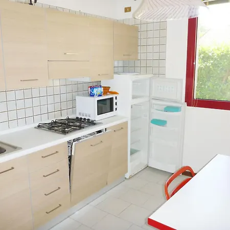 Villa Lunalba 4 *
